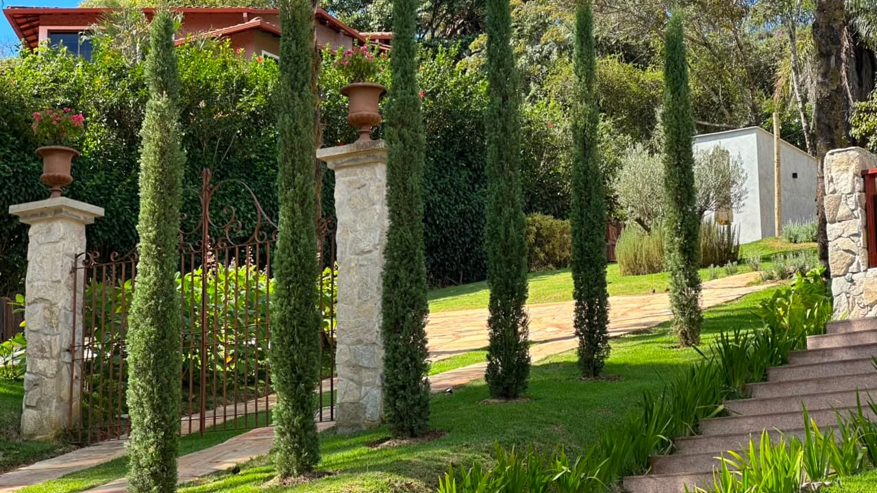 Casa Rio Acima —